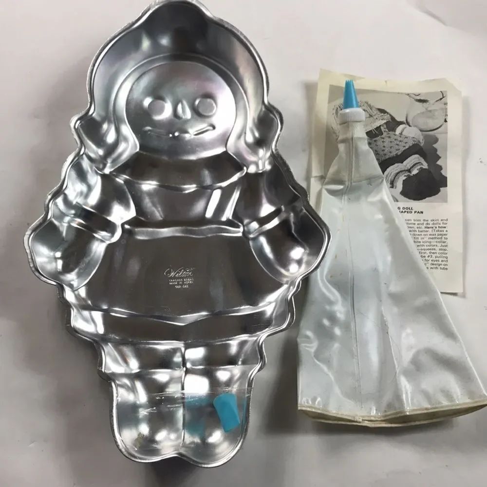 Wilton Vintage Reggedy Doll Aluminum Kate
